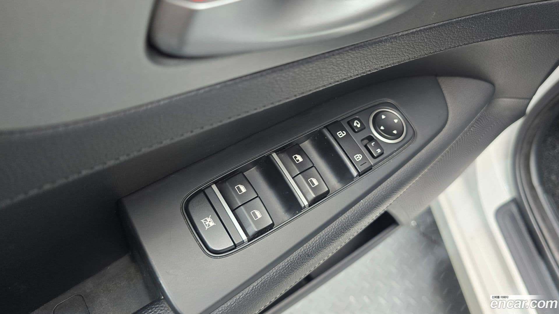 Main__Slider__Photo:K3 Kia 2019.1-13