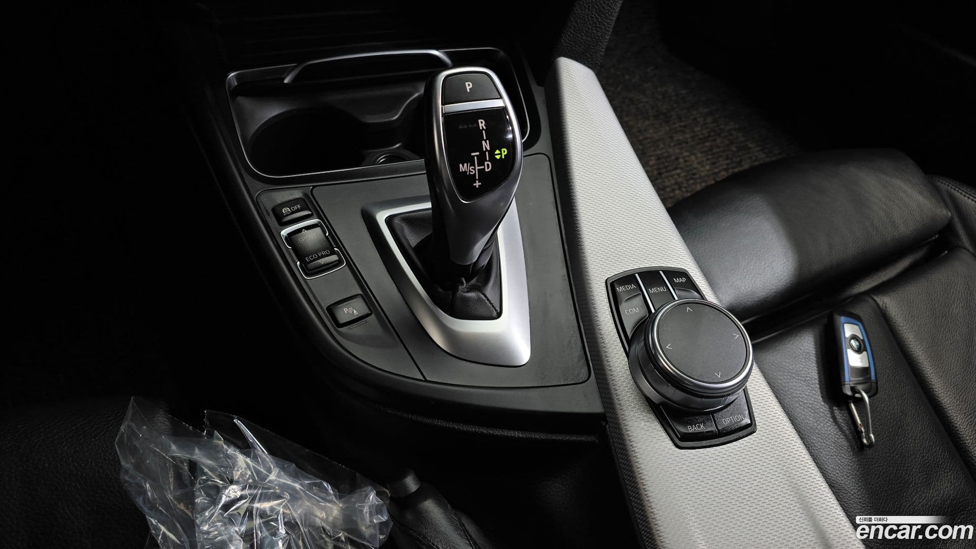 Main__Slider__Photo:3-Series BMW 2017.9-8