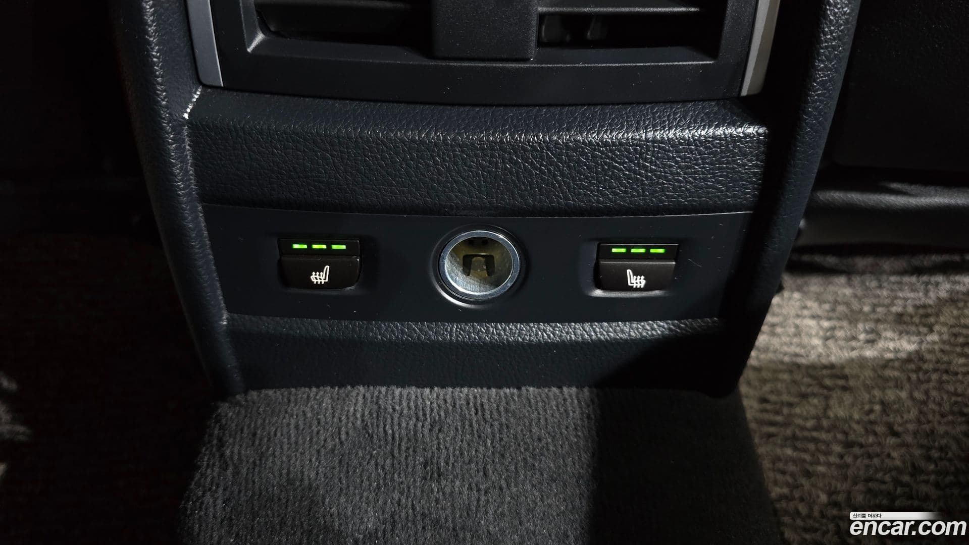 Main__Slider__Photo:3-Series BMW 2017.9-17