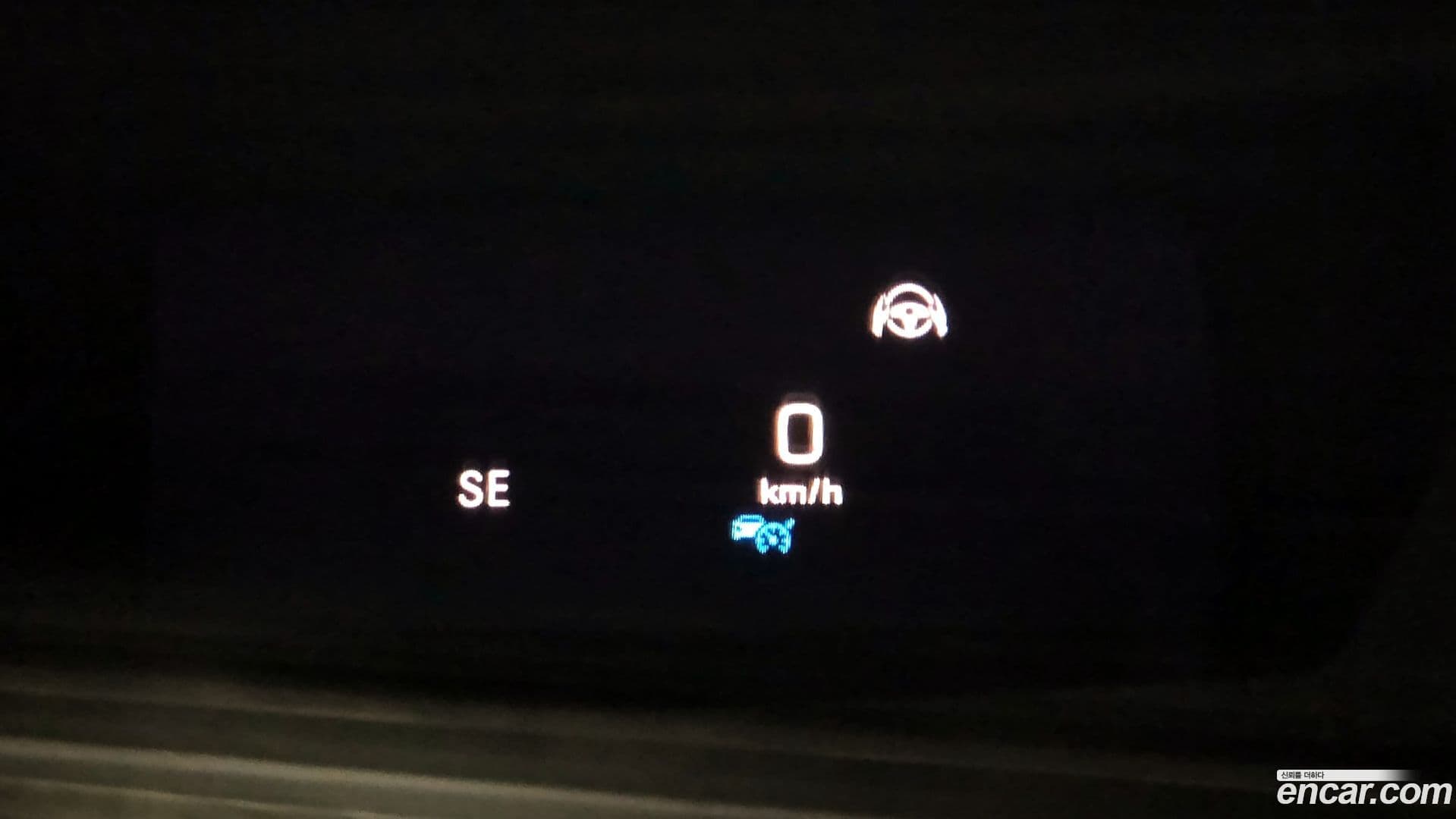 Main__Slider__Photo:GLC-Class Mercedes-Benz 2022.6-14