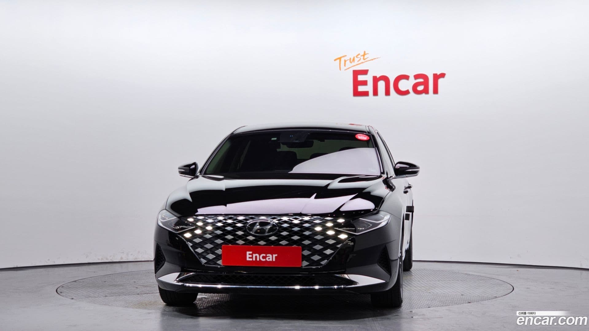 Main__Slider__Photo:Grandeur Hyundai 2021.2-2