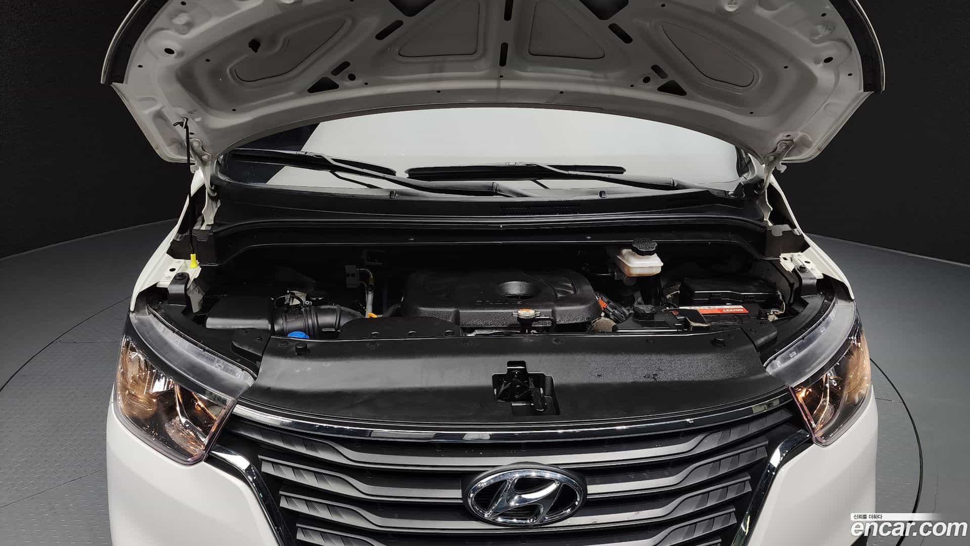 Starex Hyundai 2020.9-INNER-006