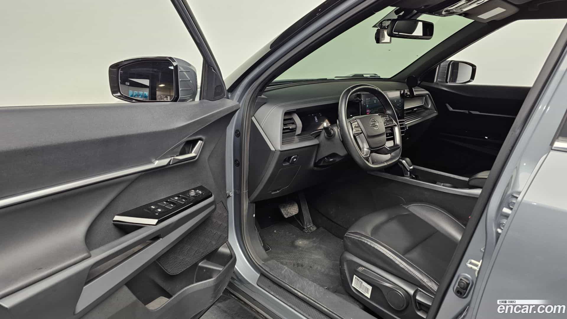 Torres KG_Mobility_Ssangyong 2022.8-INNER-010