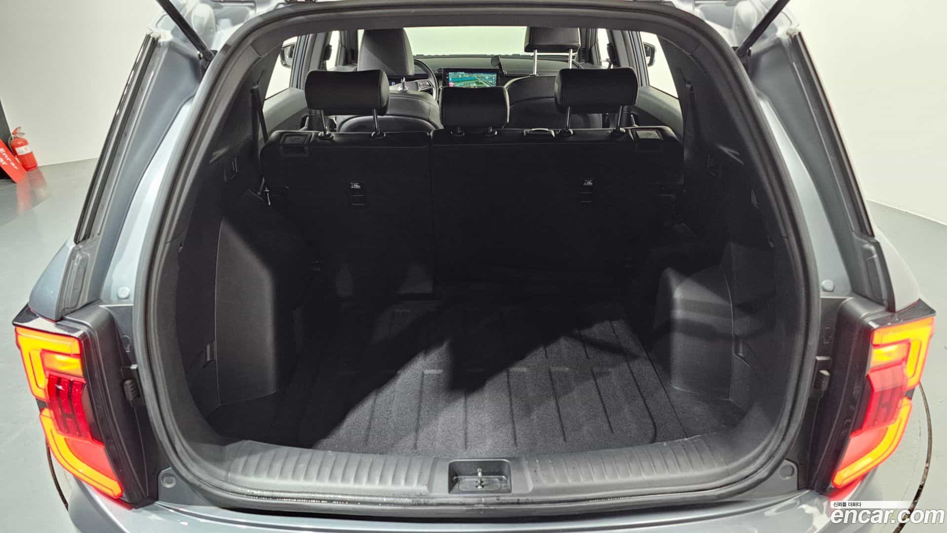 Torres KG_Mobility_Ssangyong 2022.8-OPTION-024