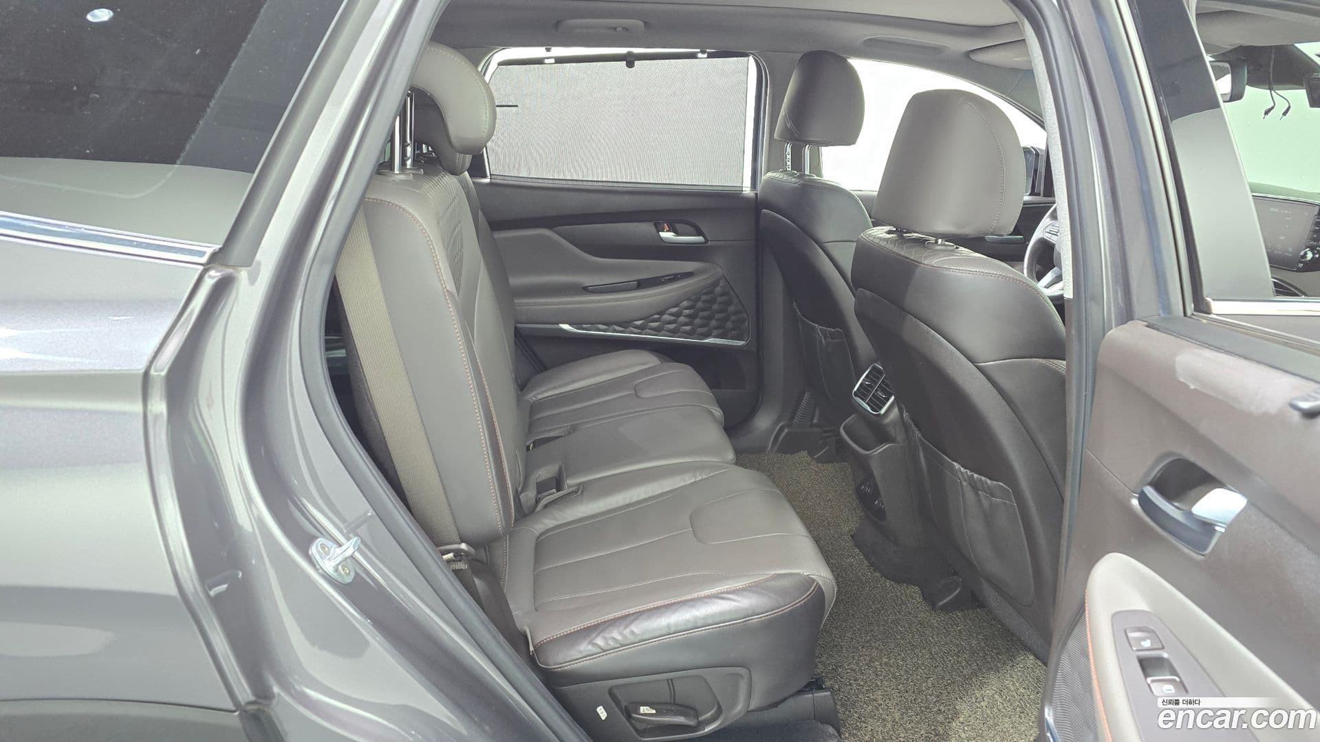 Main__Slider__Photo:Santafe Hyundai 2018.5-11