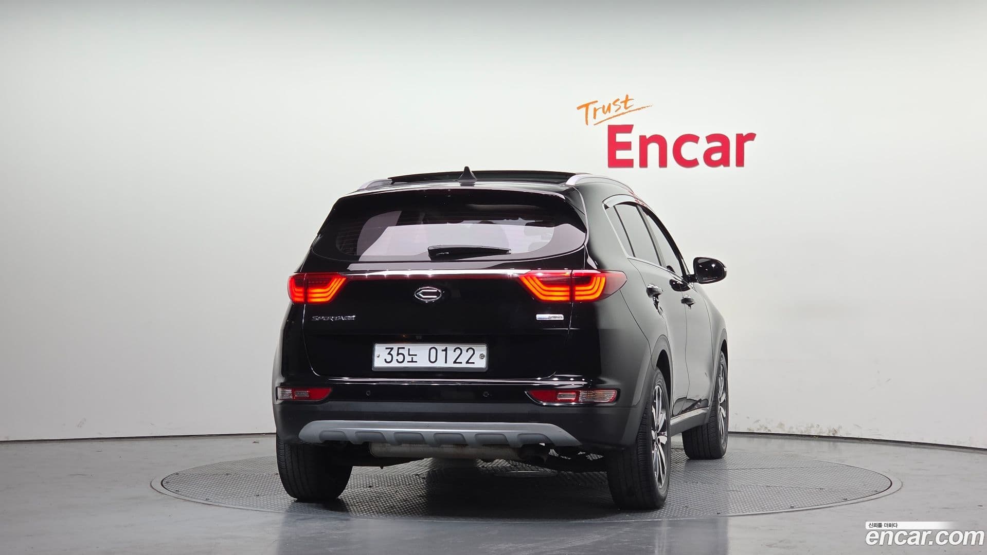 Main__Slider__Photo:Sportage Kia 2016.1-3