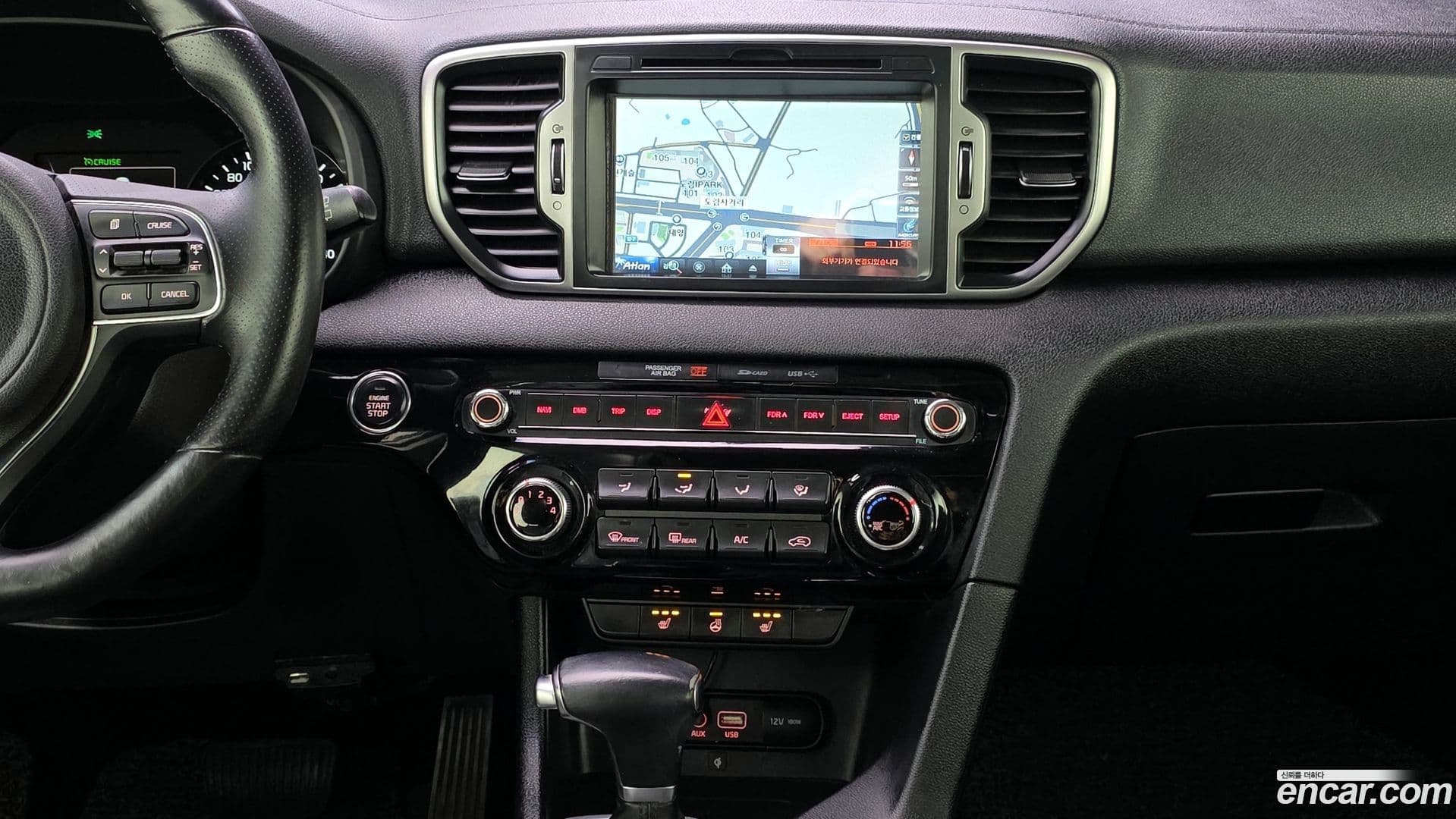 Main__Slider__Photo:Sportage Kia 2016.1-18