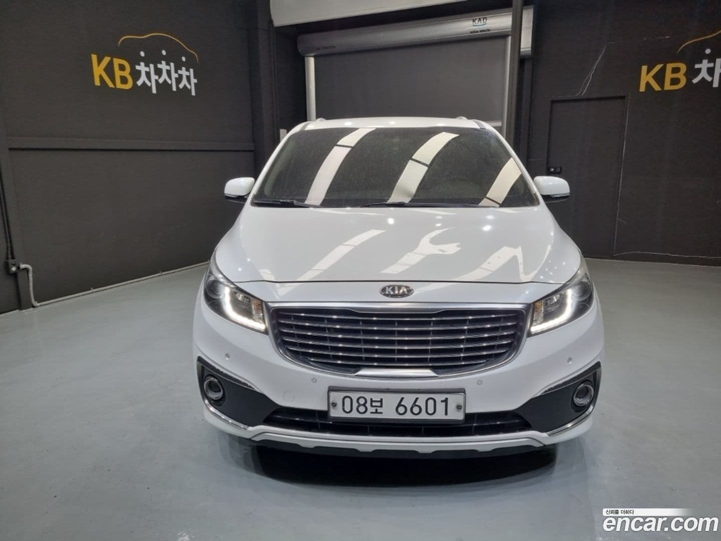 Main__Slider__Photo:Canival Kia 2017.1-1