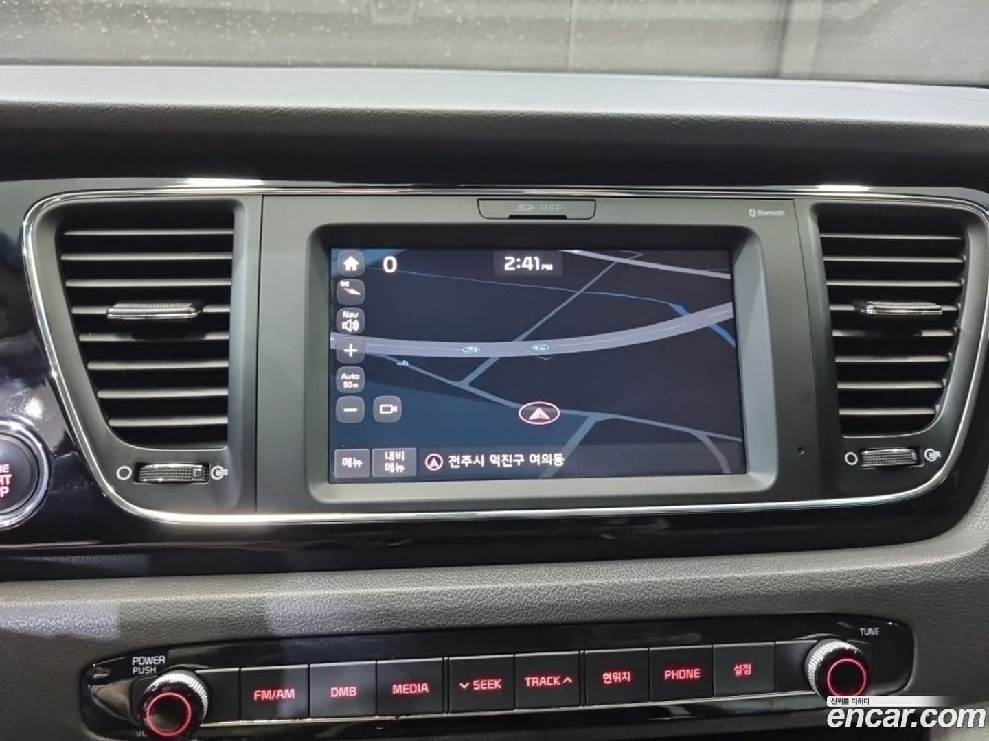 Main__Slider__Photo:Canival Kia 2017.1-8