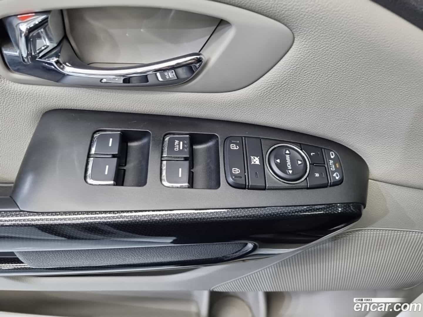 Canival Kia 2017.1-OPTION-016