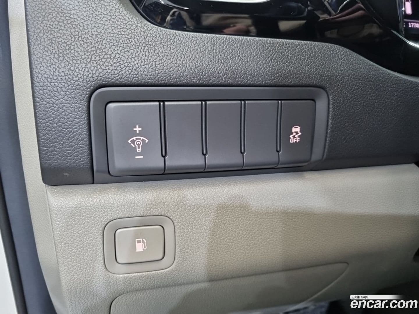 Main__Slider__Photo:Canival Kia 2017.1-12