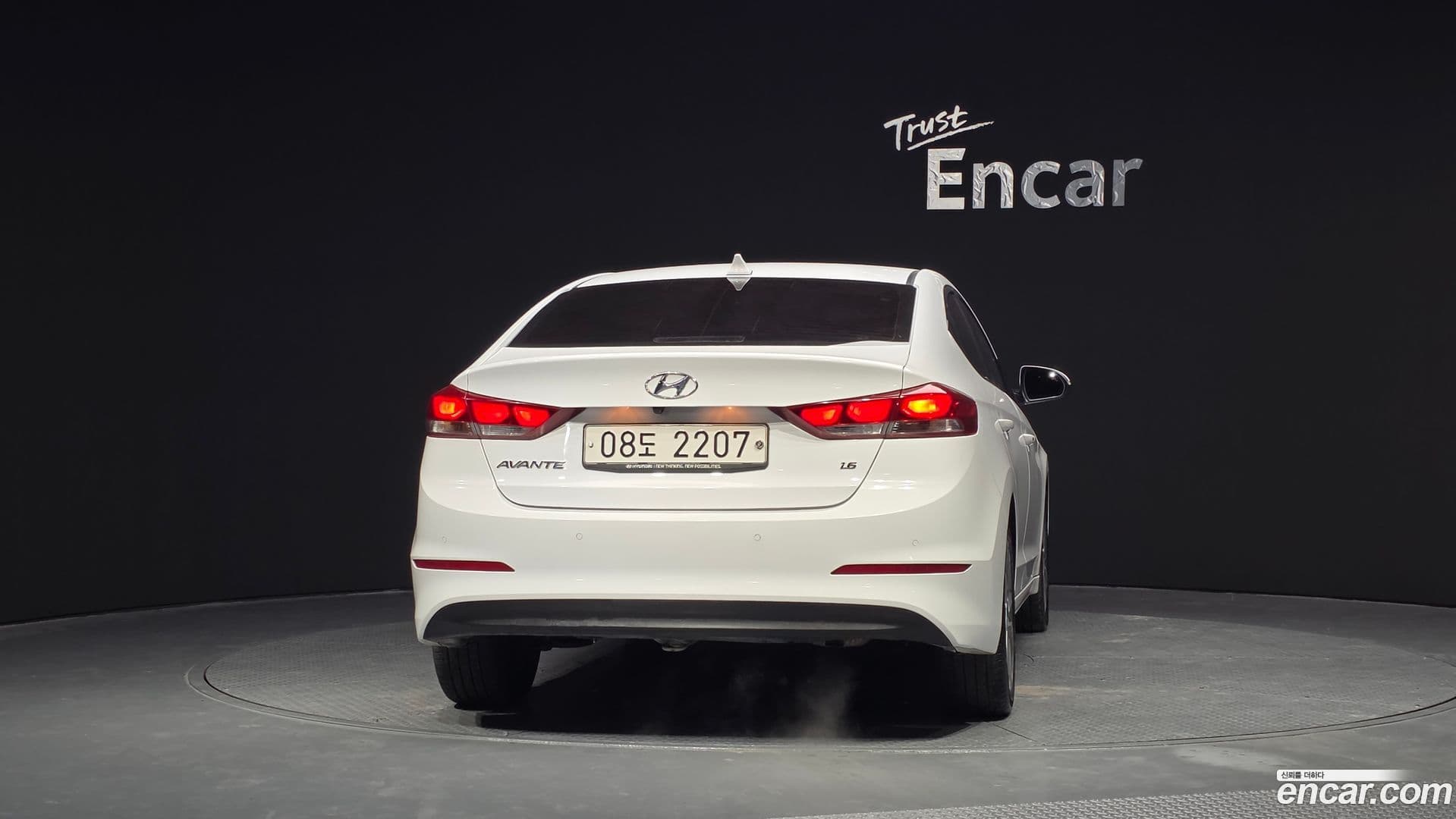 Main__Slider__Photo:AVANTE Hyundai 2018.8-3