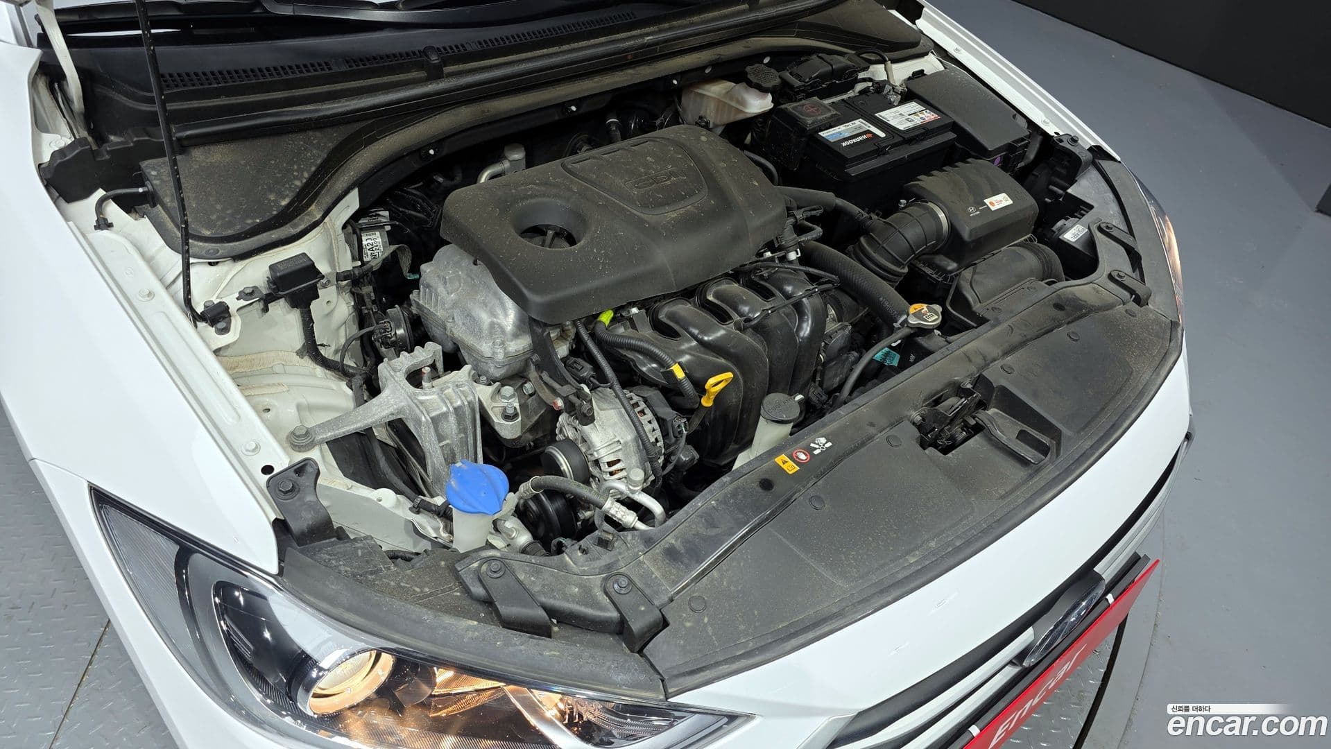 Main__Slider__Photo:AVANTE Hyundai 2018.8-5