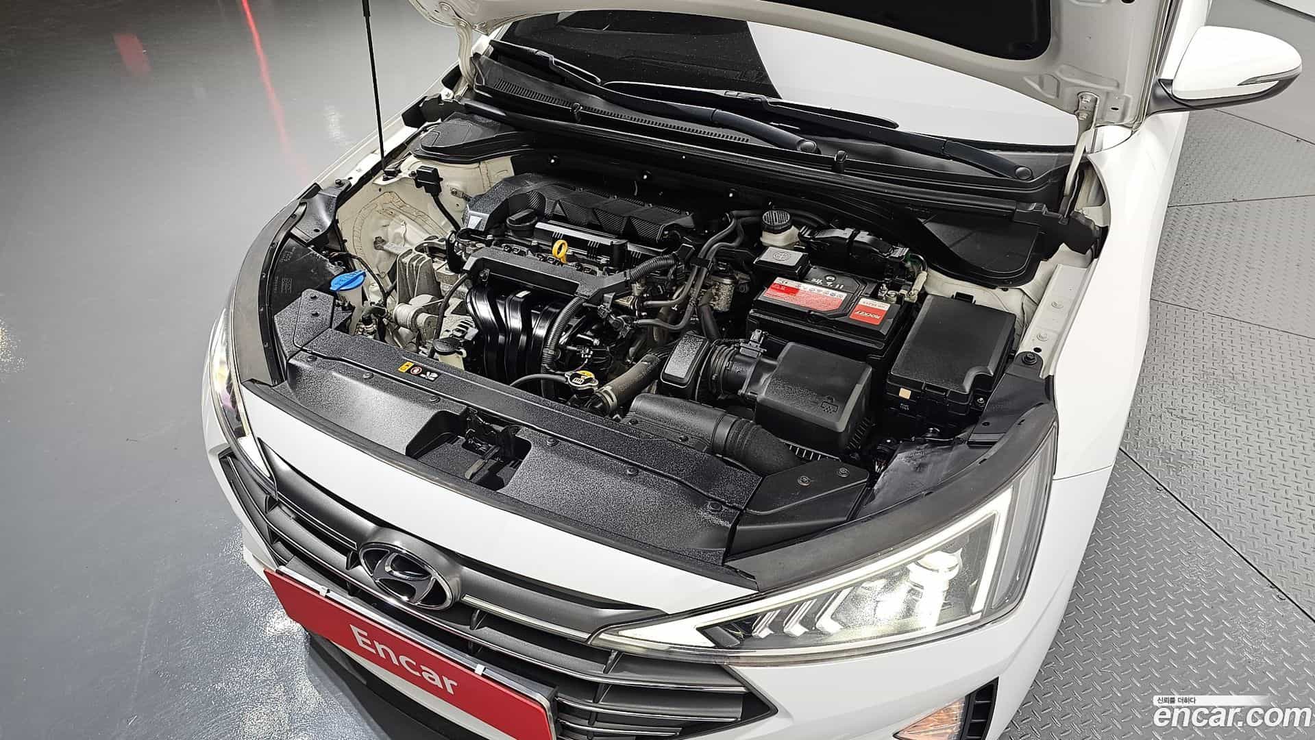 AVANTE Hyundai 2019.7-INNER-006