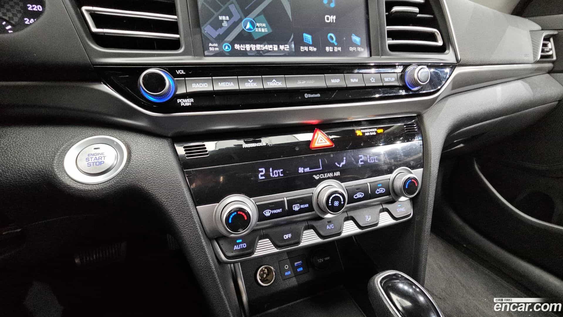 AVANTE Hyundai 2019.7-OPTION-019