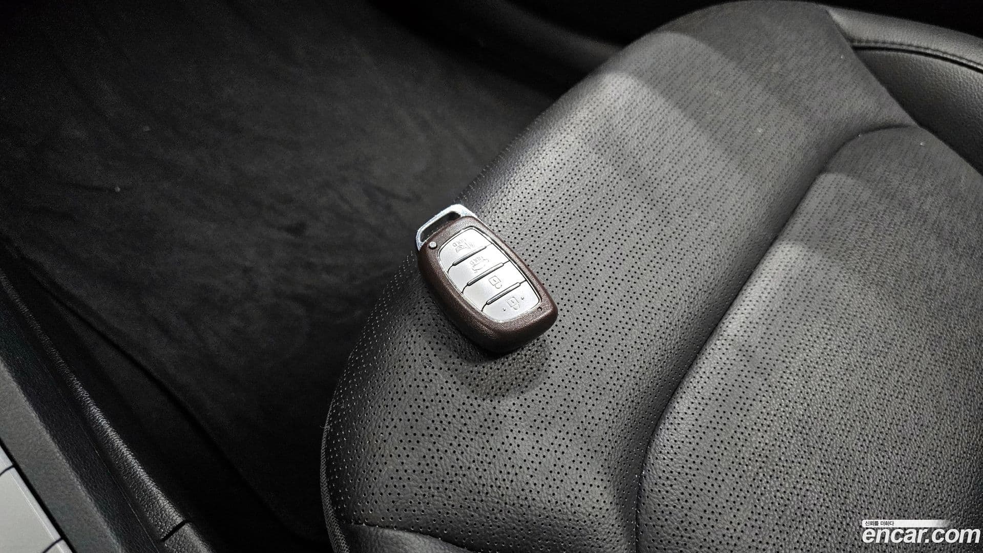 Main__Slider__Photo:AVANTE Hyundai 2019.7-16