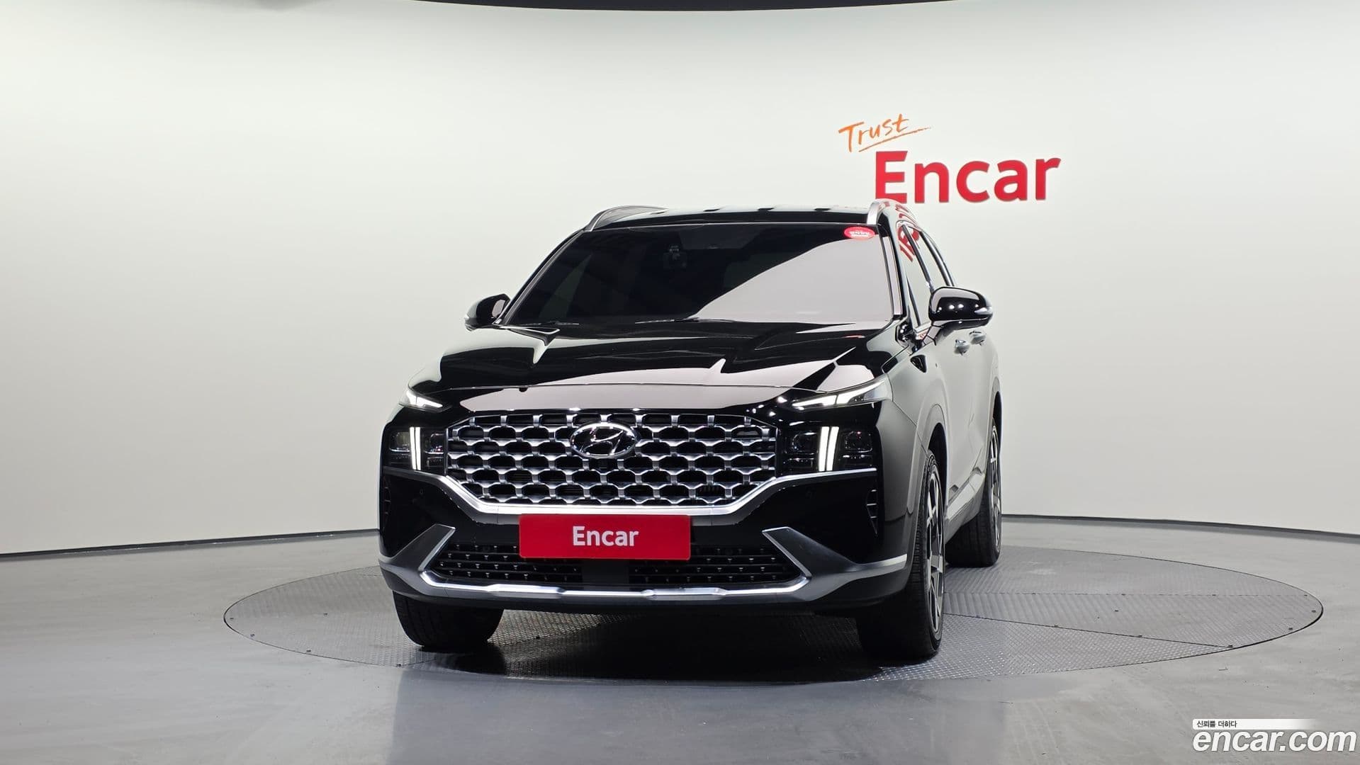 Main__Slider__Photo:Santafe Hyundai 2021.0-2