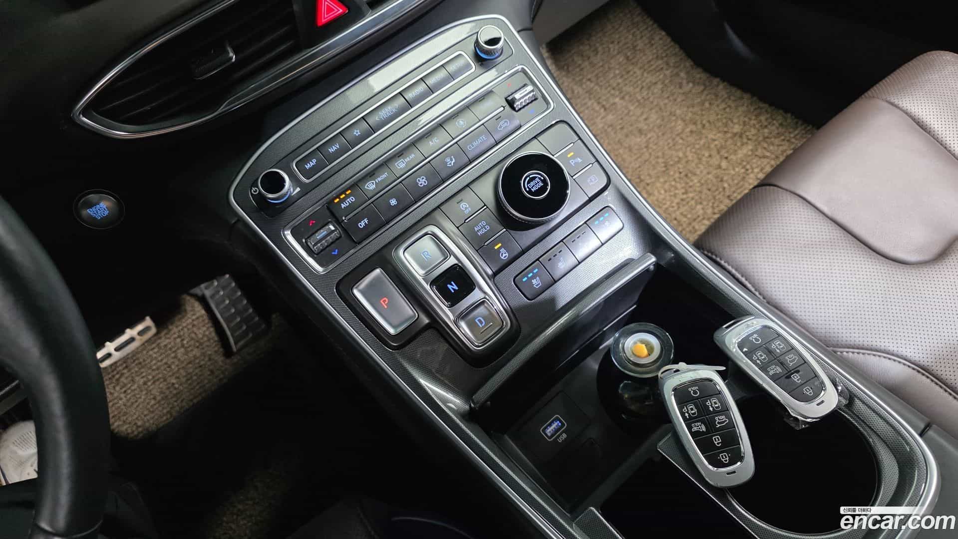 Santafe Hyundai 2021.0-INNER-009