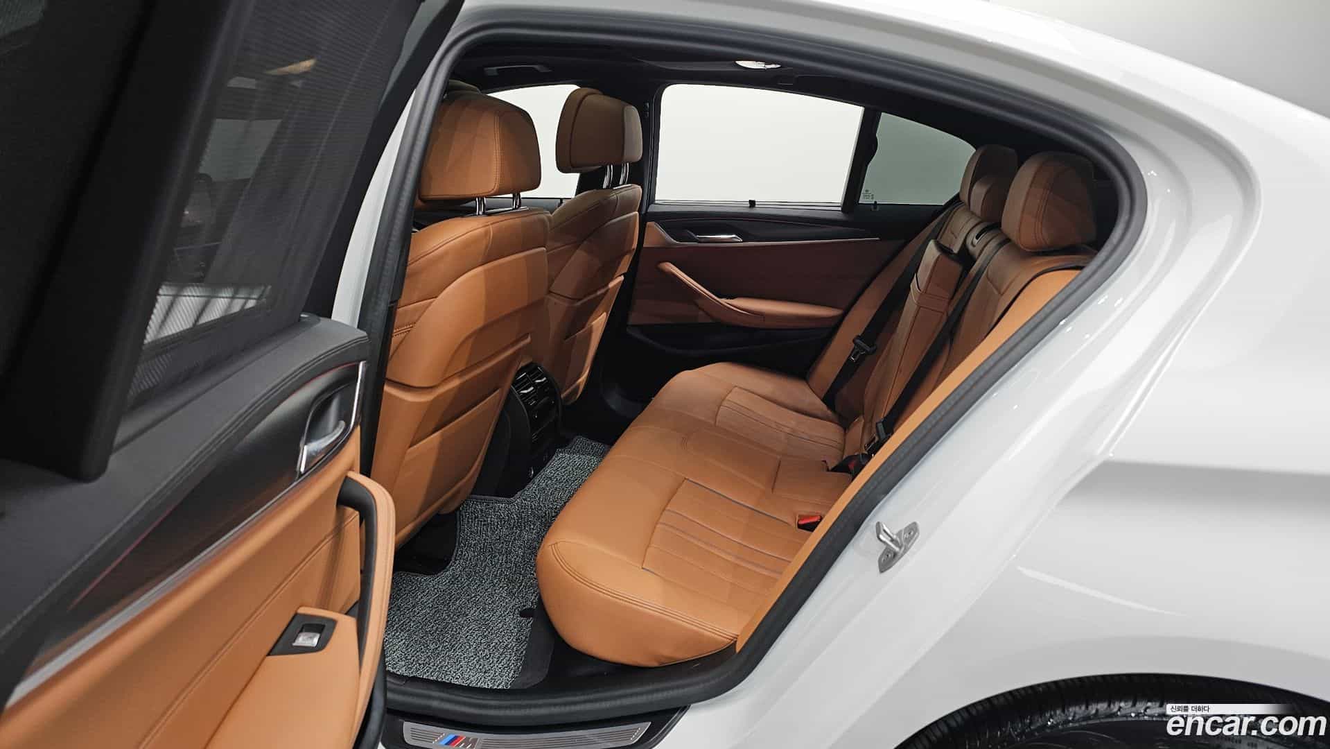 5-Series BMW 2023.0-OPTION-015