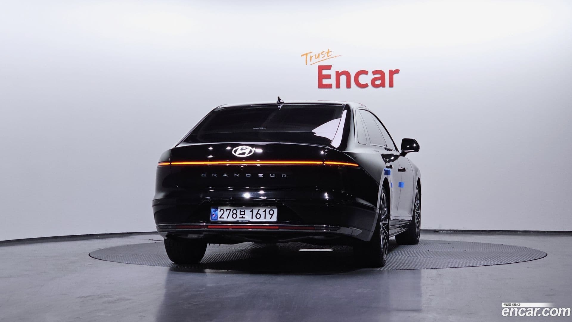 Main__Slider__Photo:Grandeur Hyundai 2023.6-3