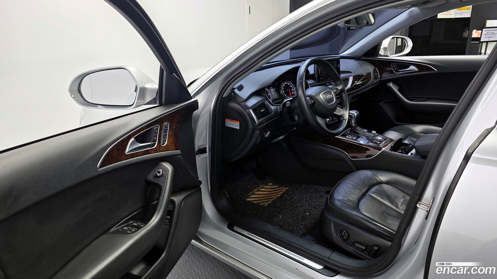 Main__Slider__Photo:A6 Audi 2012.9-9