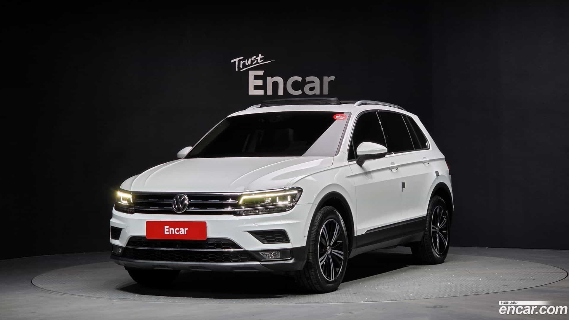 Tiguan Volkswagen 2020.2-OUTER-001