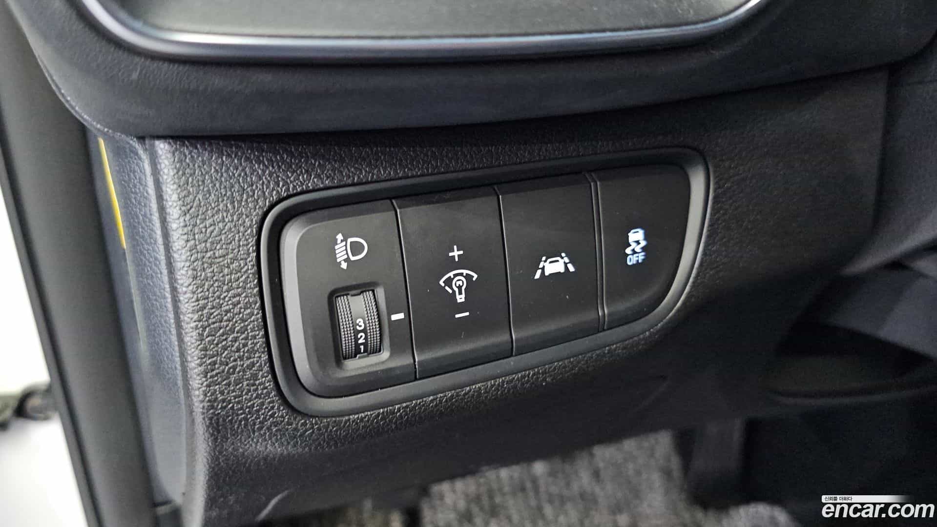 Santafe Hyundai 2018.4-OPTION-017