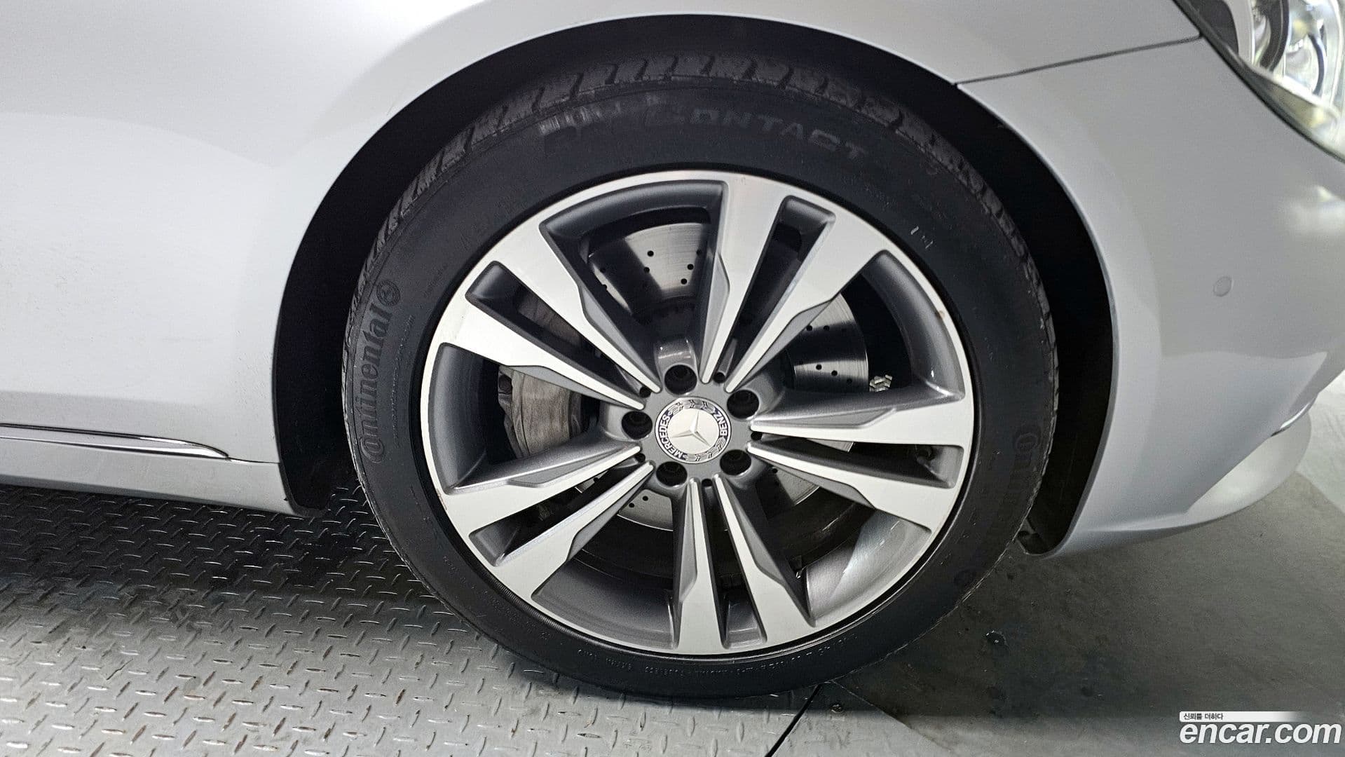 Main__Slider__Photo:S-Class Mercedes-Benz 2015.1-4