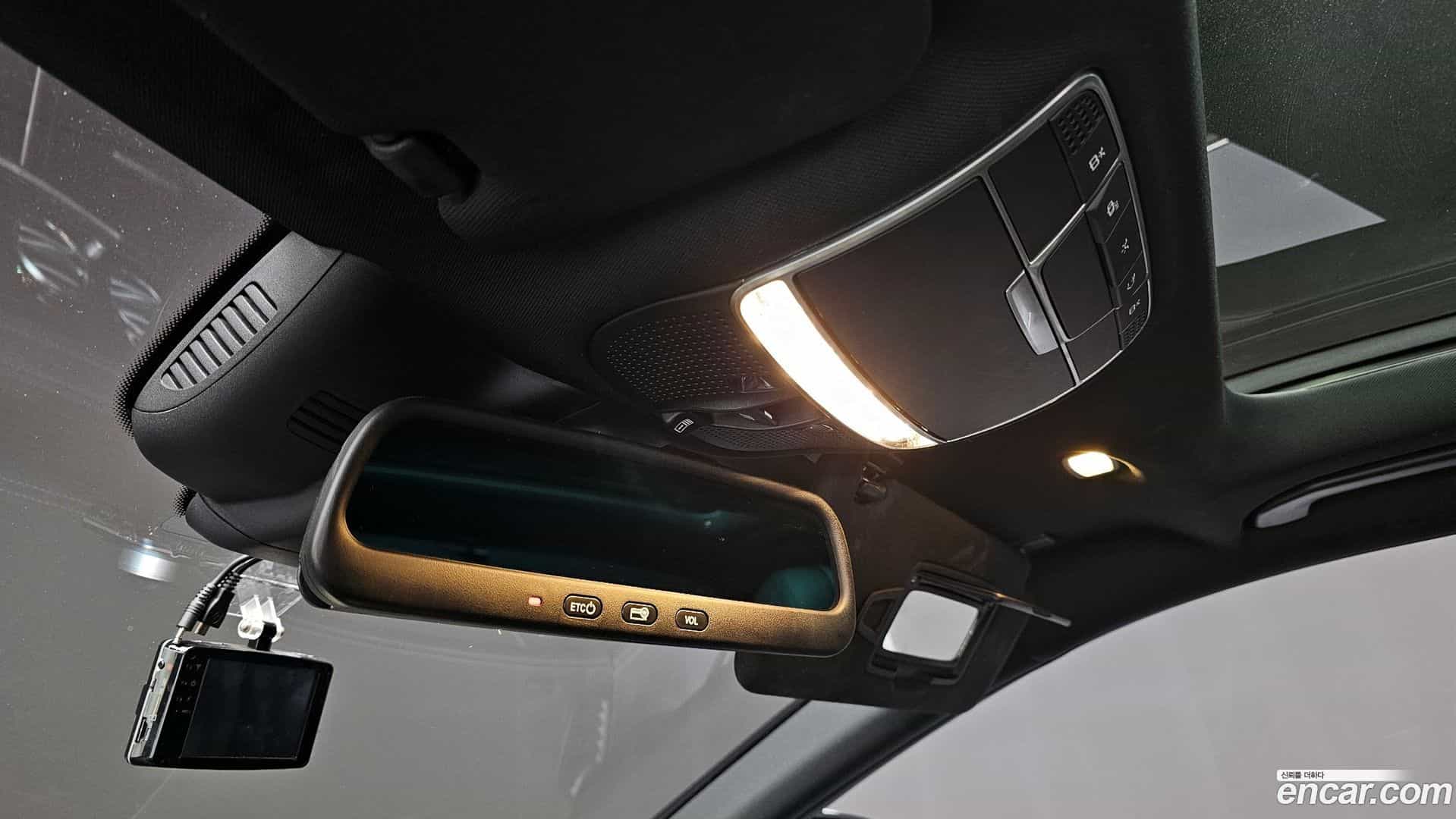 S-Class Mercedes-Benz 2015.1-OPTION-021