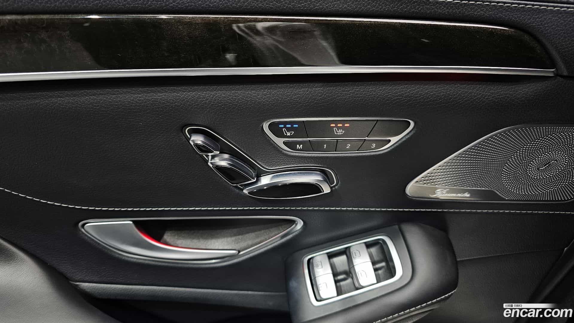 S-Class Mercedes-Benz 2015.1-OPTION-023