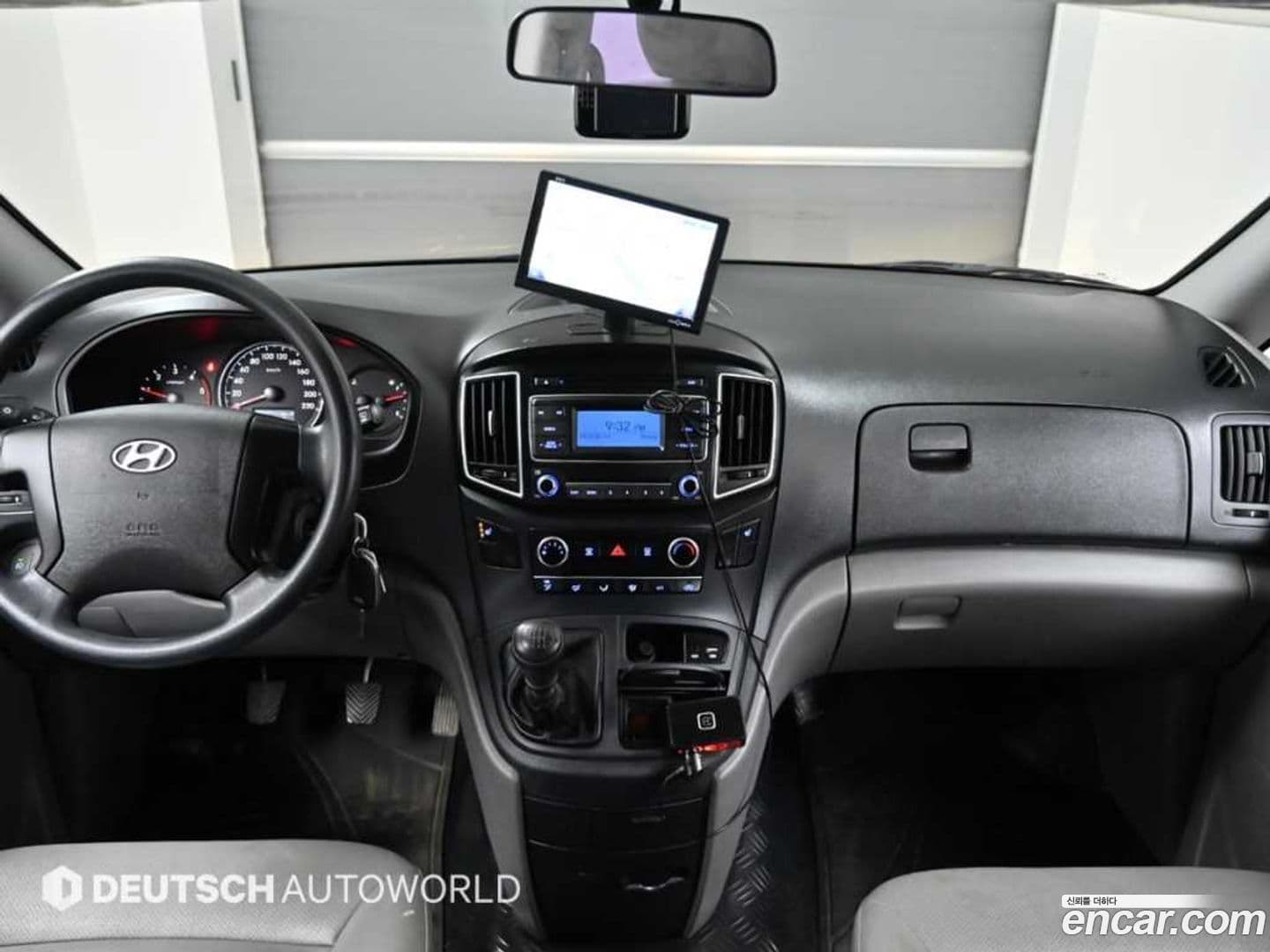 Main__Slider__Photo:Starex Hyundai 2016.6-6