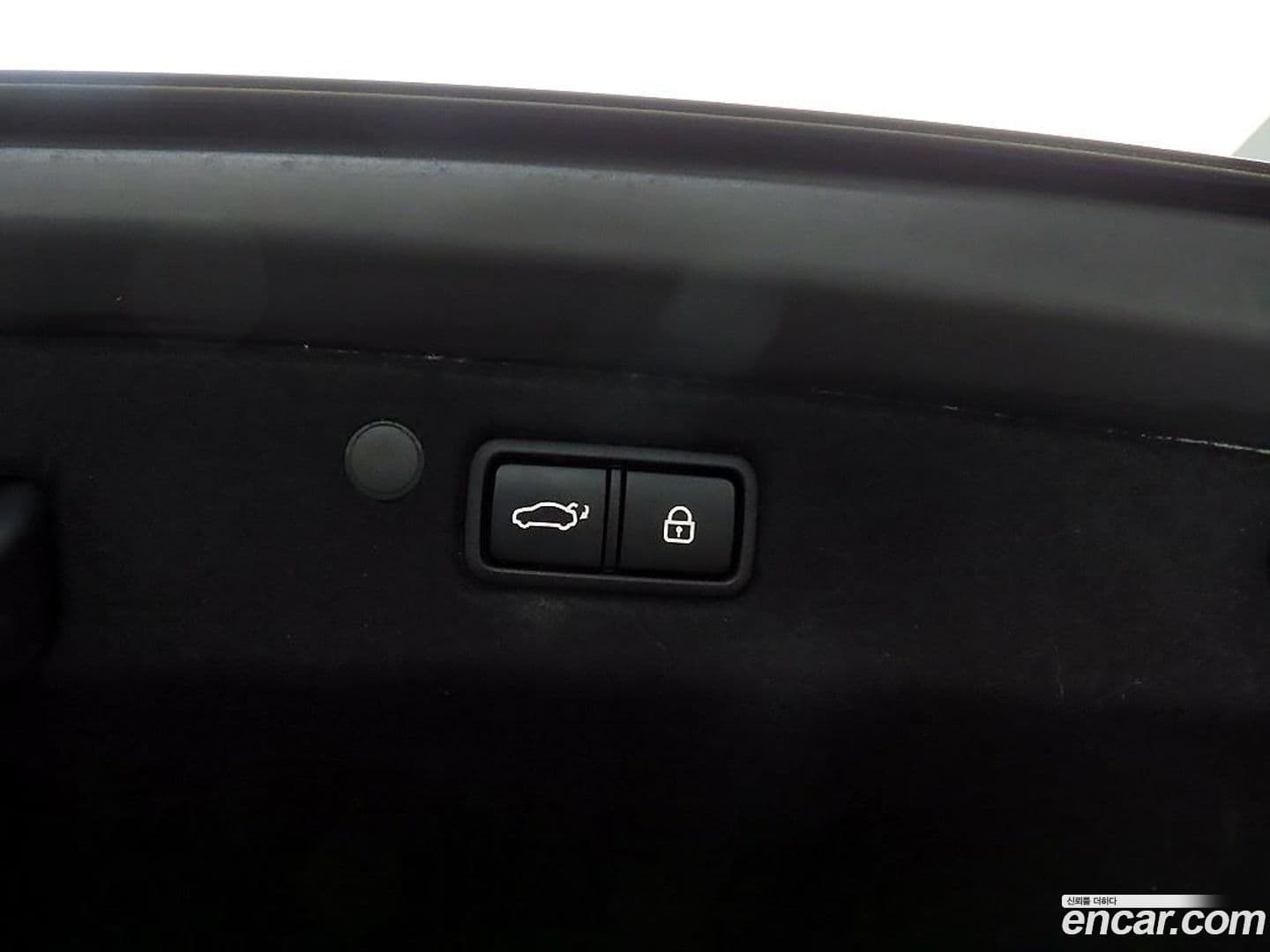 Main__Slider__Photo:Grandeur Hyundai 2022.1-5