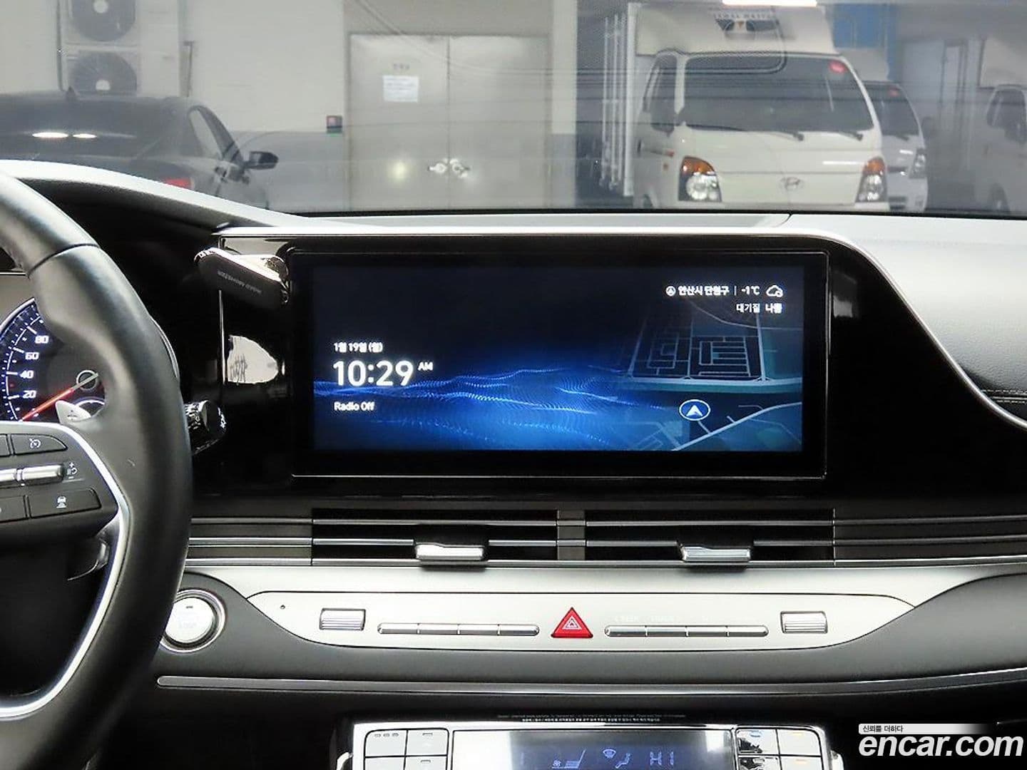 Main__Slider__Photo:Grandeur Hyundai 2022.1-9