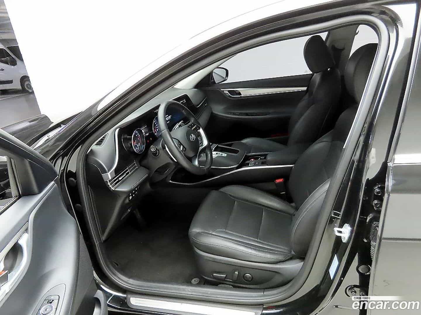 Grandeur Hyundai 2022.1-OPTION-018