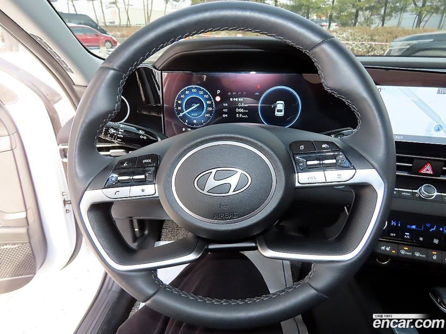 Main__Slider__Photo:AVANTE Hyundai 2023.8-7