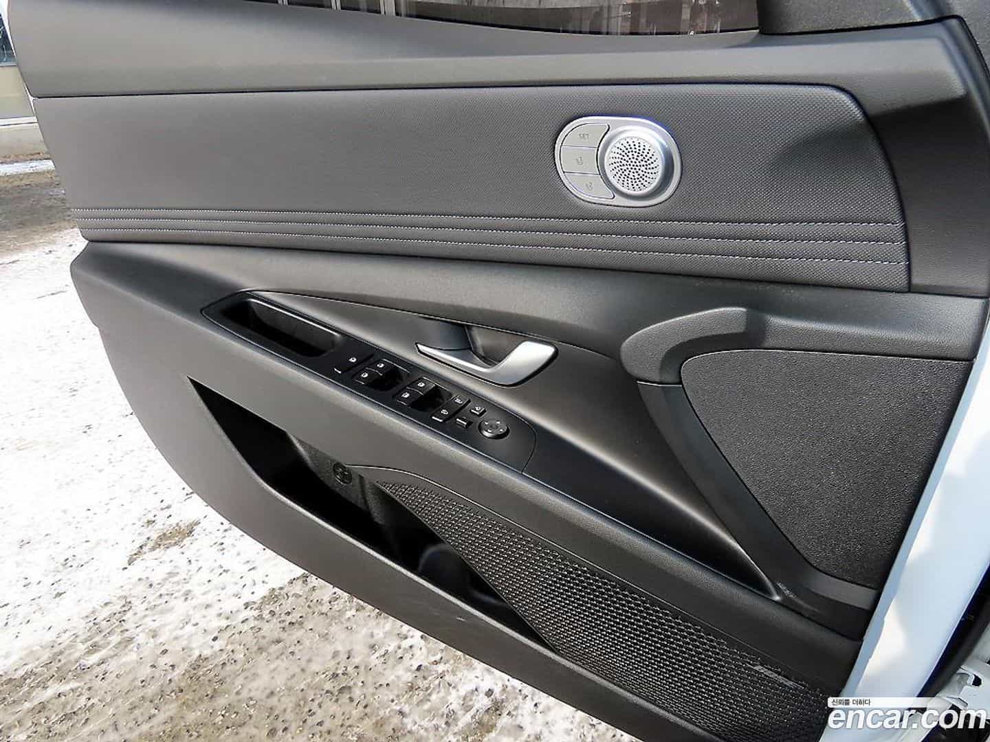 AVANTE Hyundai 2023.8-OPTION-015