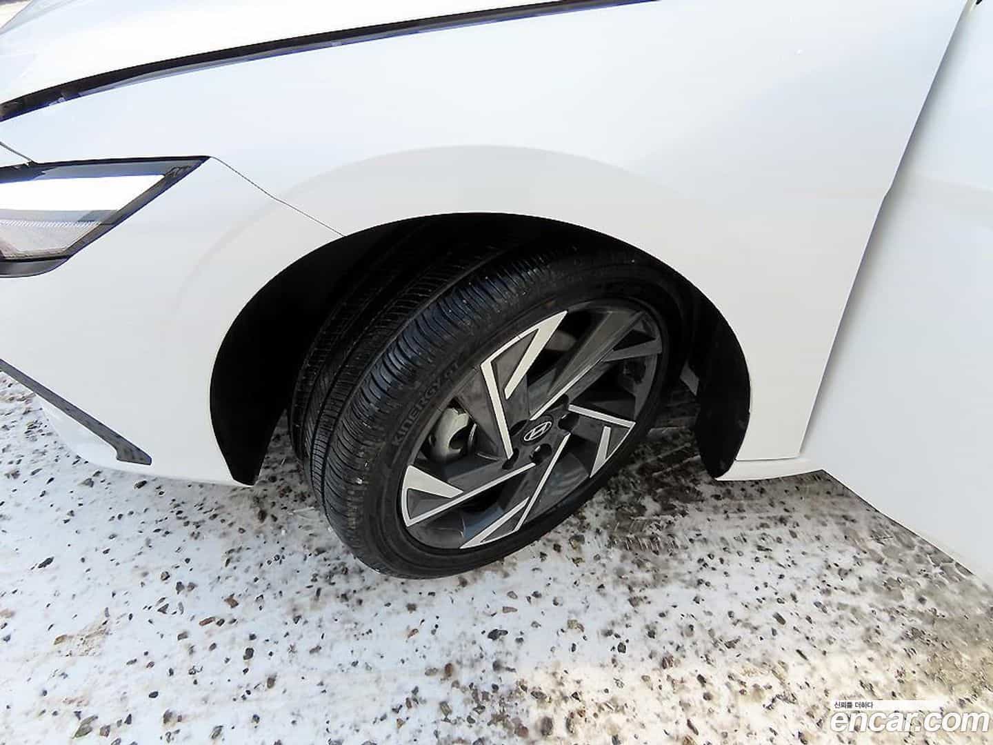 AVANTE Hyundai 2023.8-OPTION-024