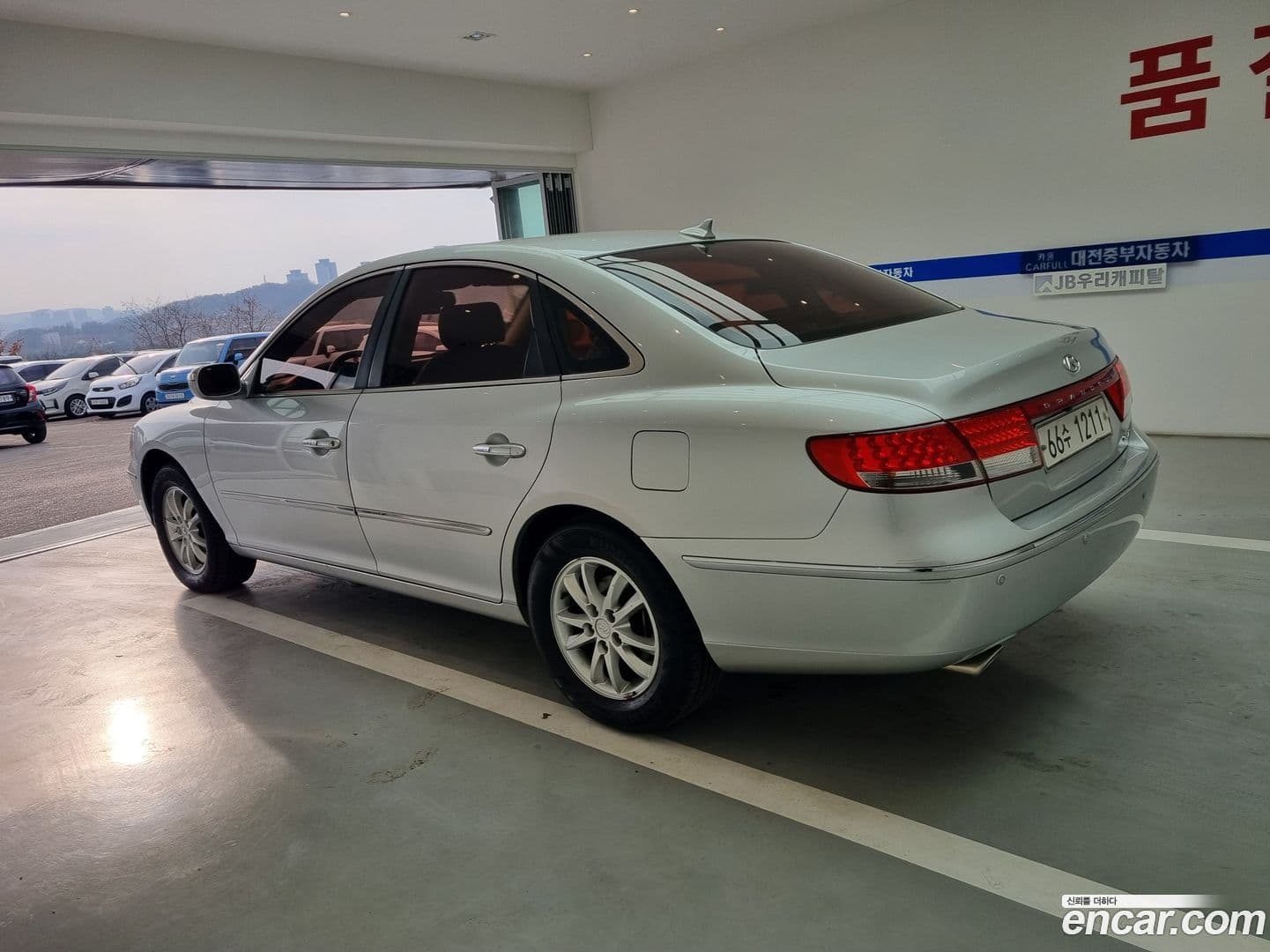 Main__Slider__Photo:Grandeur Hyundai 2009.5-16