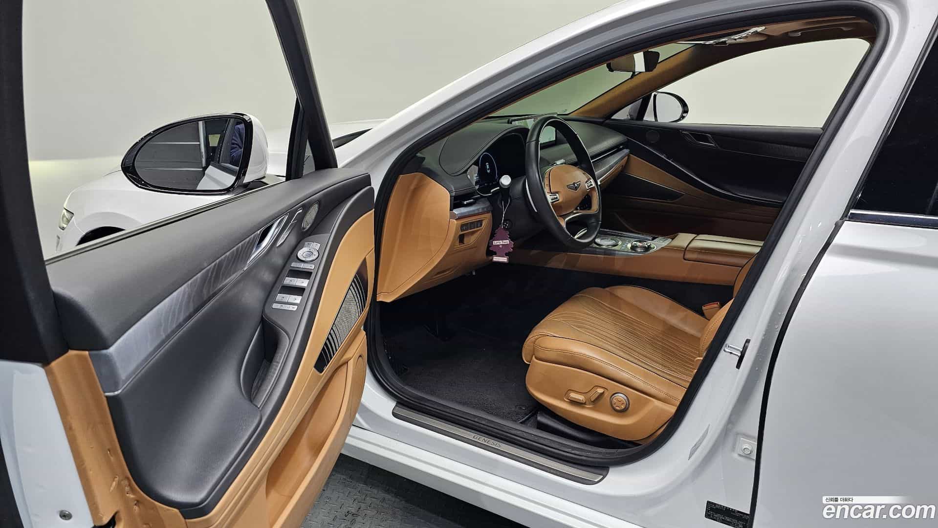 G80 Genesis 2021.11-INNER-010