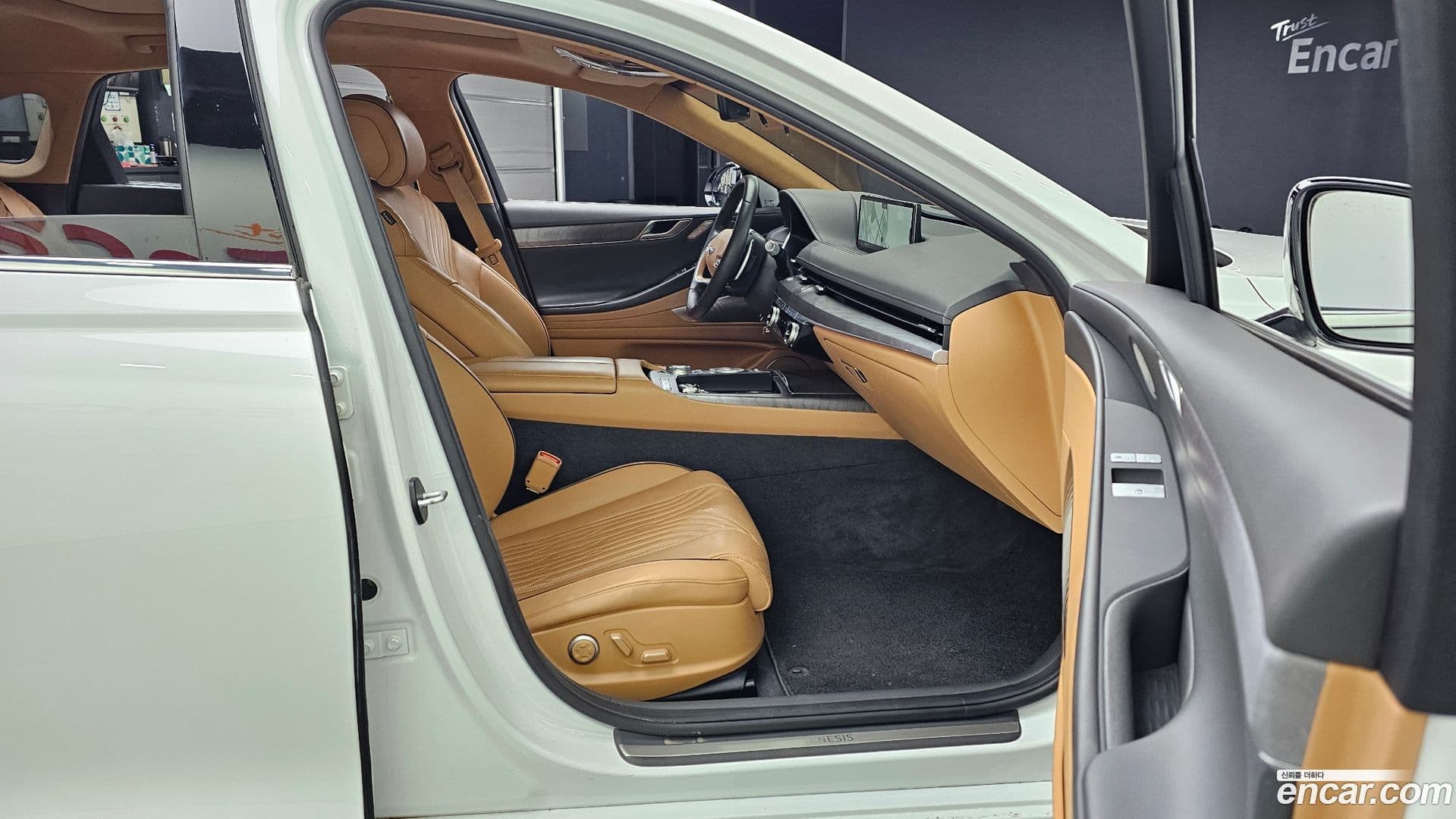 Main__Slider__Photo:G80 Genesis 2021.11-10