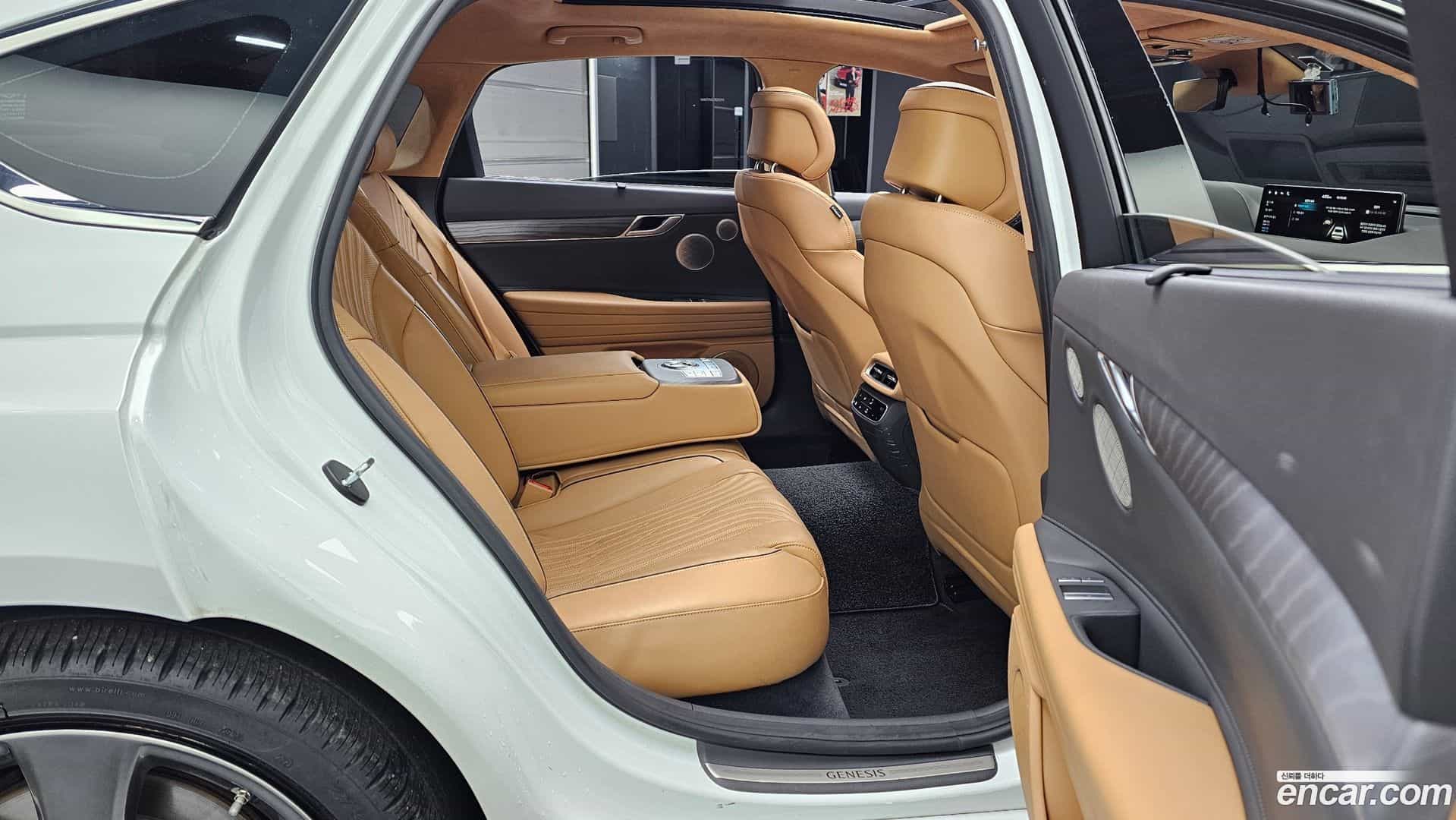 G80 Genesis 2021.11-OPTION-016