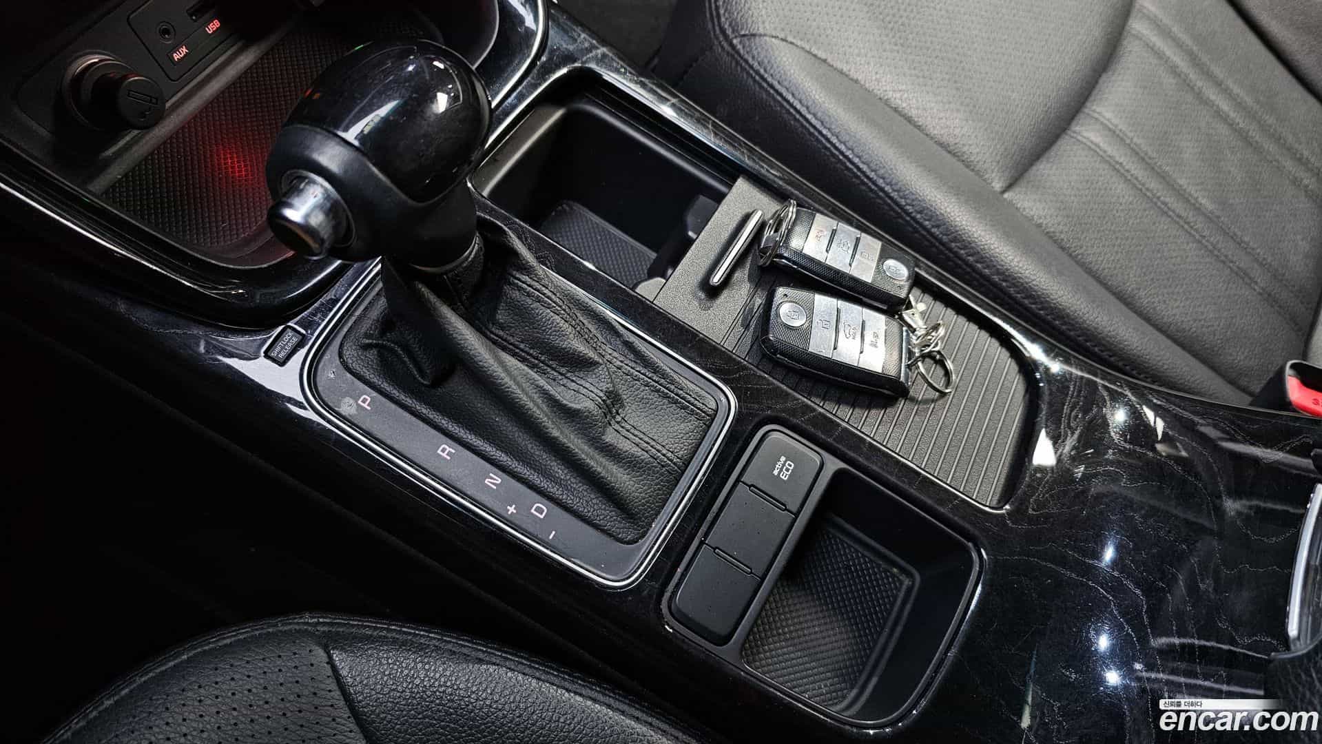 Sorento Kia 2014.1-INNER-009