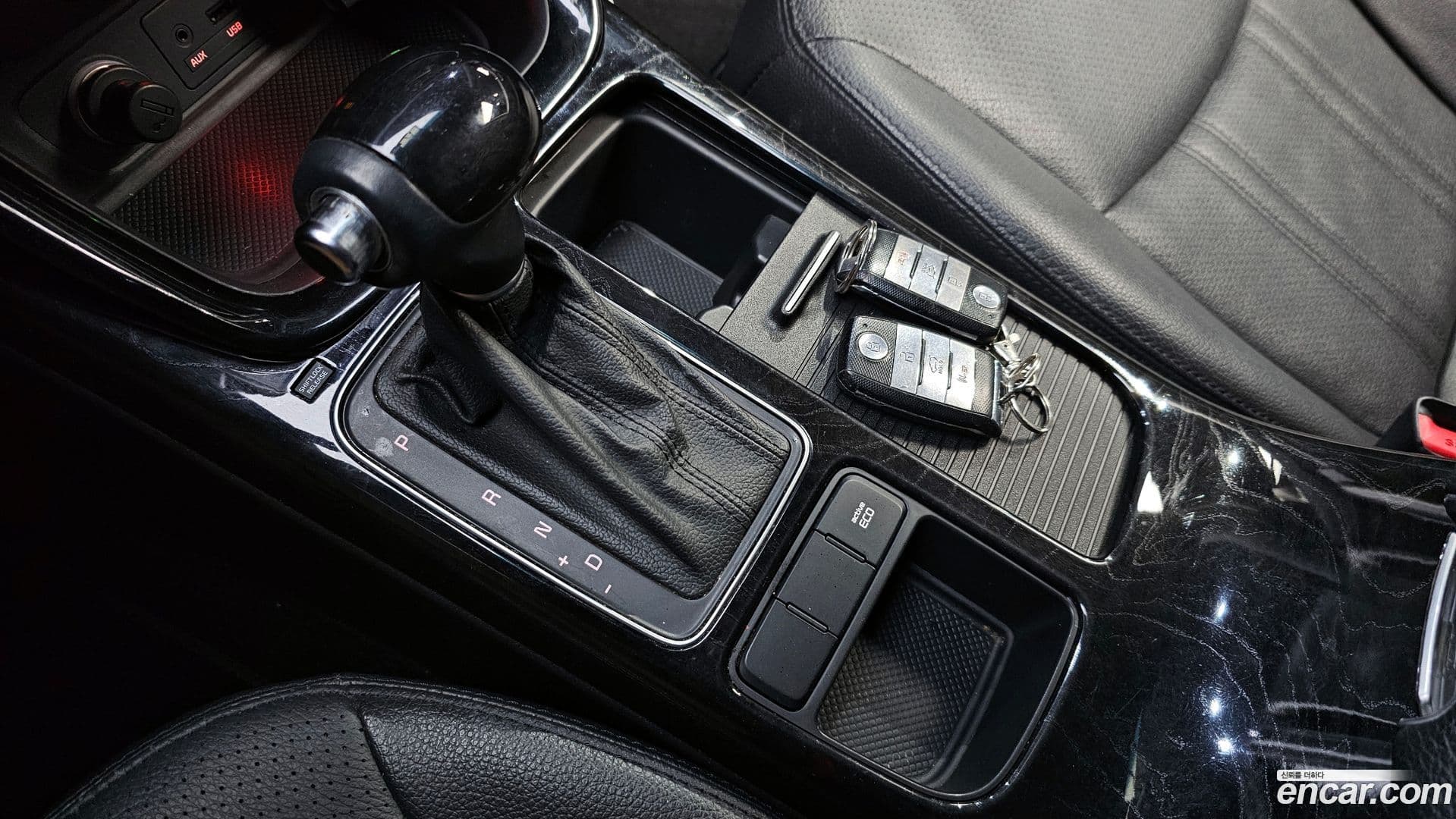 Main__Slider__Photo:Sorento Kia 2014.1-8