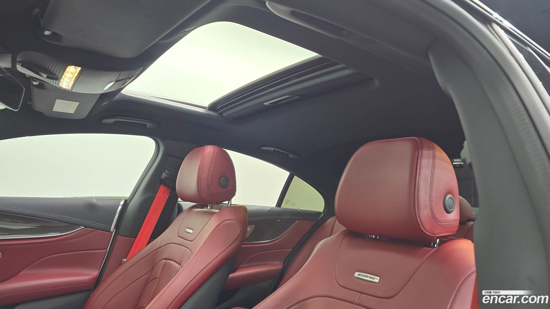 Main__Slider__Photo:CLS-Class Mercedes-Benz 2023.9-18