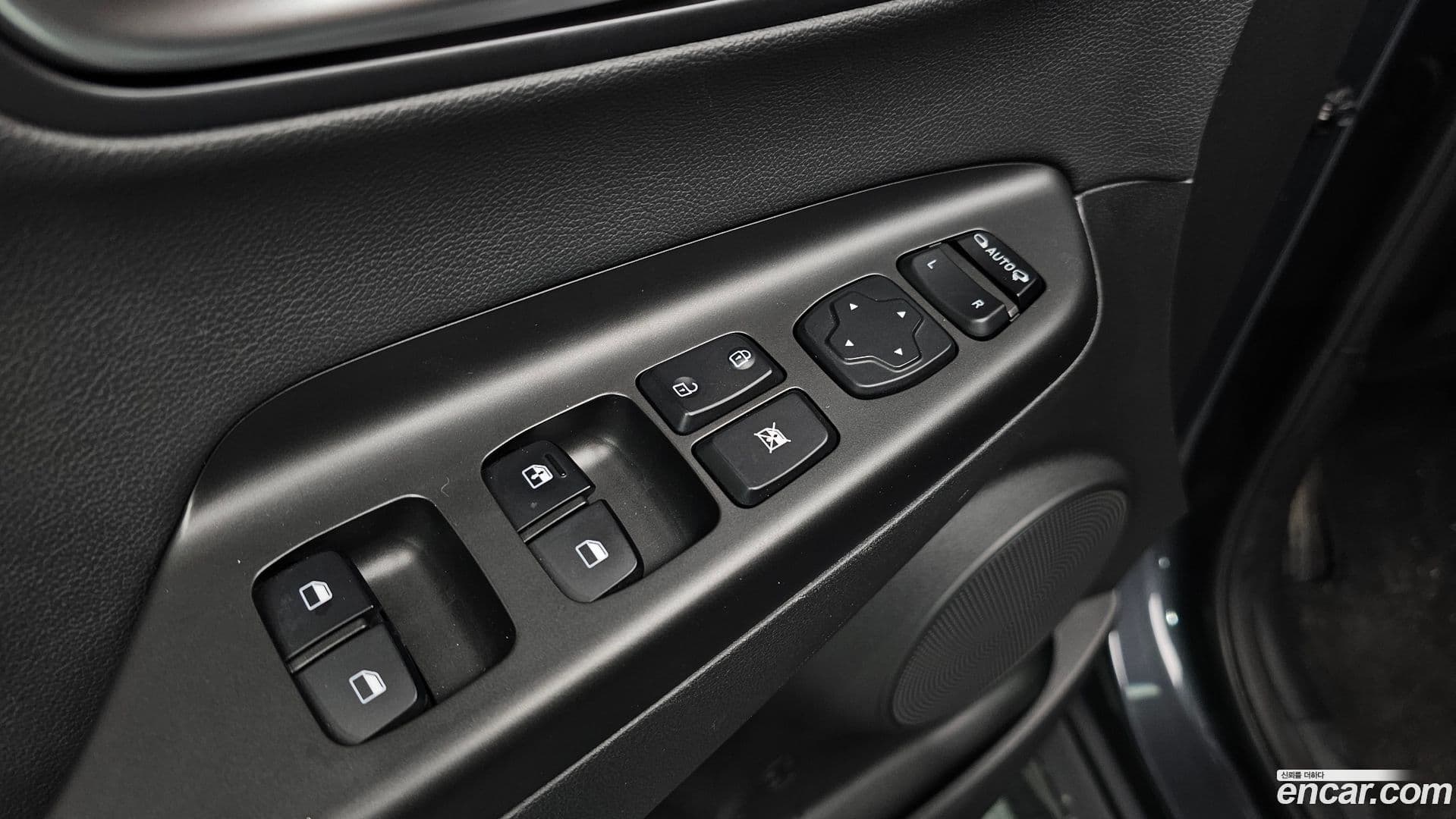 Main__Slider__Photo:Kona Hyundai 2020.11-17