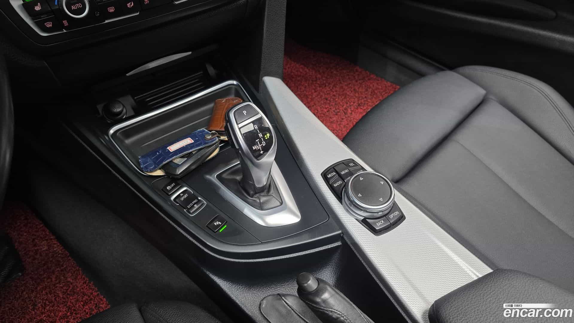 3-Series BMW 2015.7-INNER-009