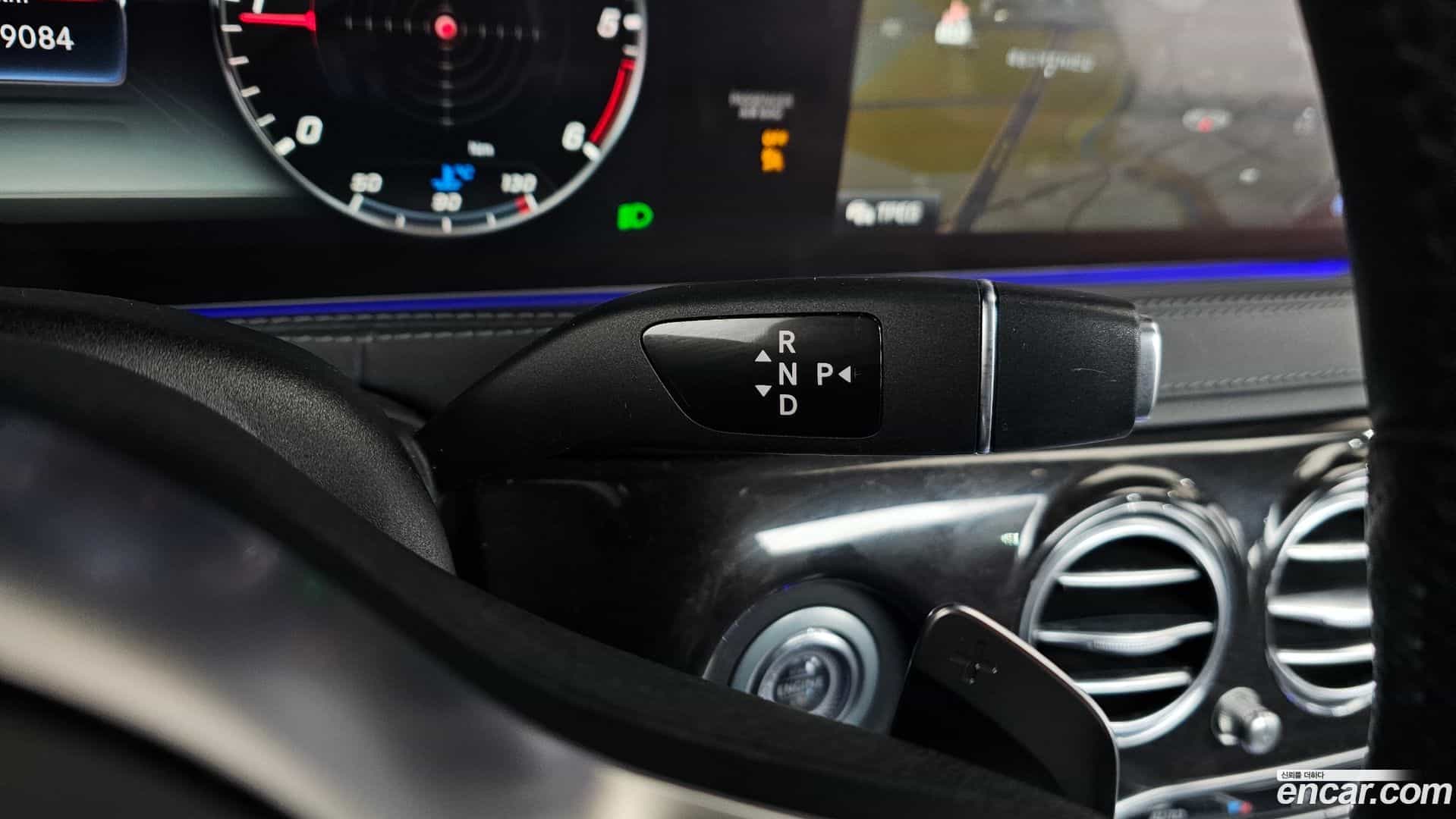 S-Class Mercedes-Benz 2018.6-INNER-009