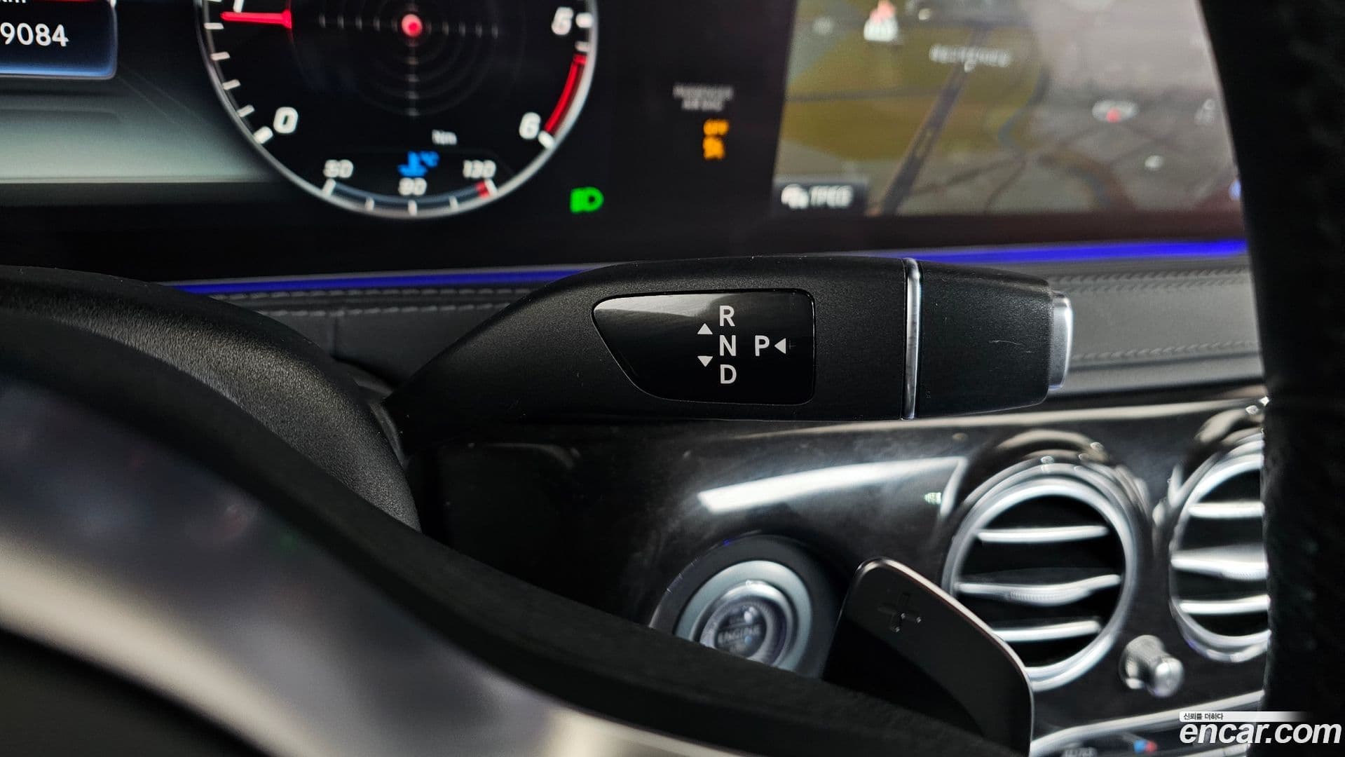 Main__Slider__Photo:S-Class Mercedes-Benz 2018.6-8