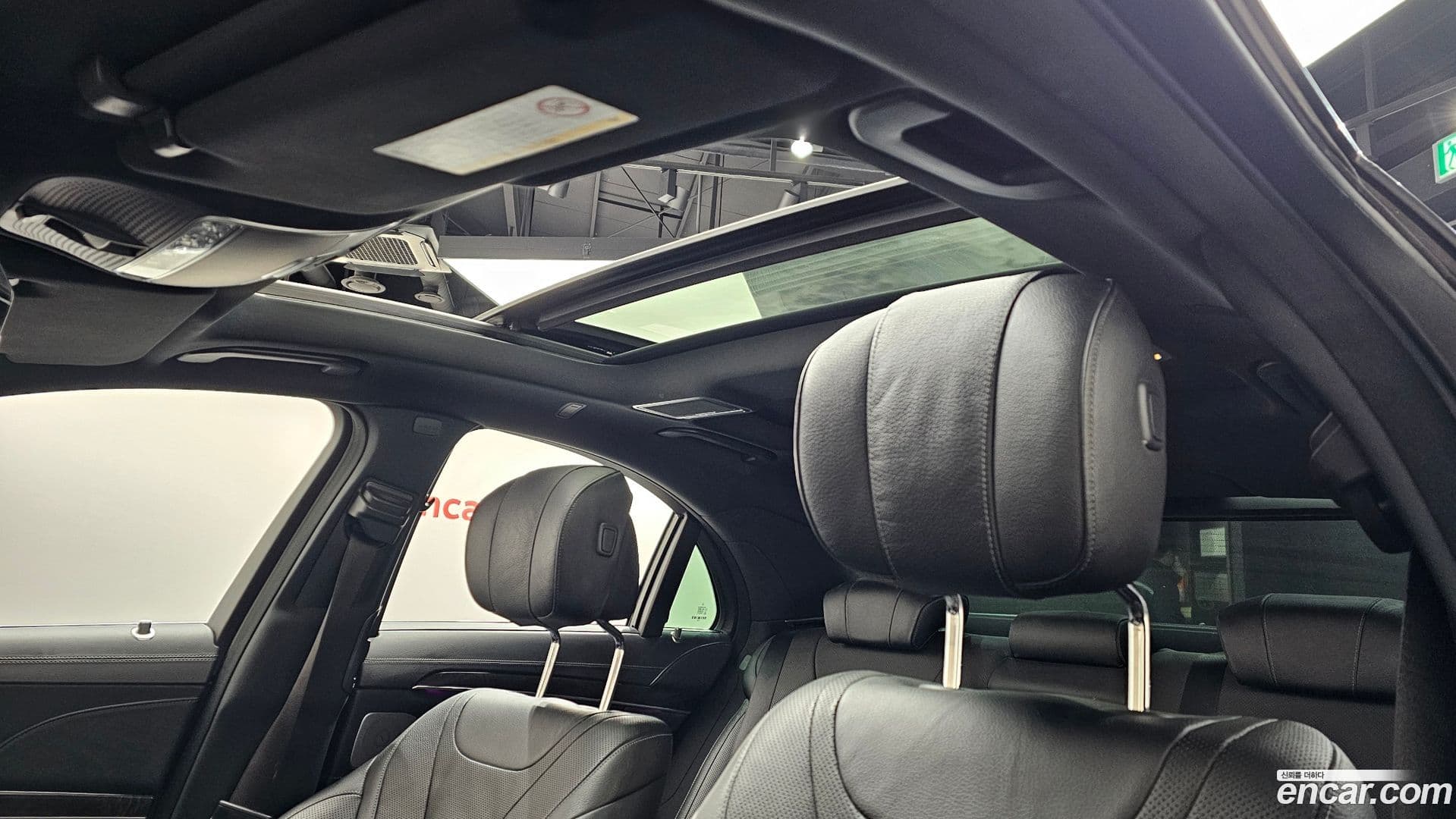 Main__Slider__Photo:S-Class Mercedes-Benz 2018.6-18