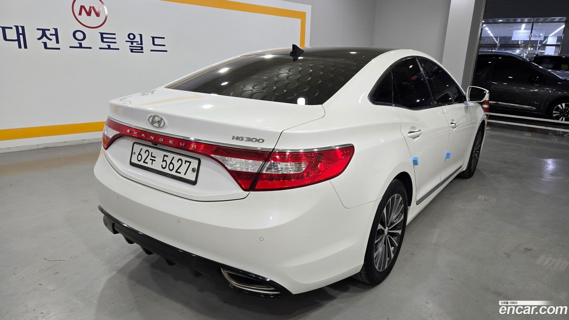 Main__Slider__Photo:Grandeur Hyundai 2014.5-1